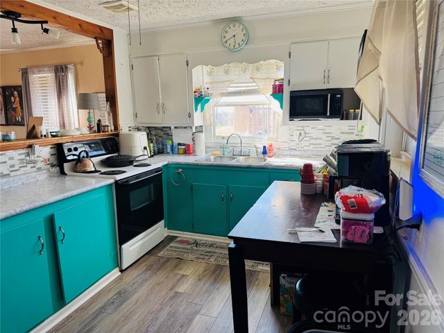 824 Baxter Road, Cherryville, NC 28021