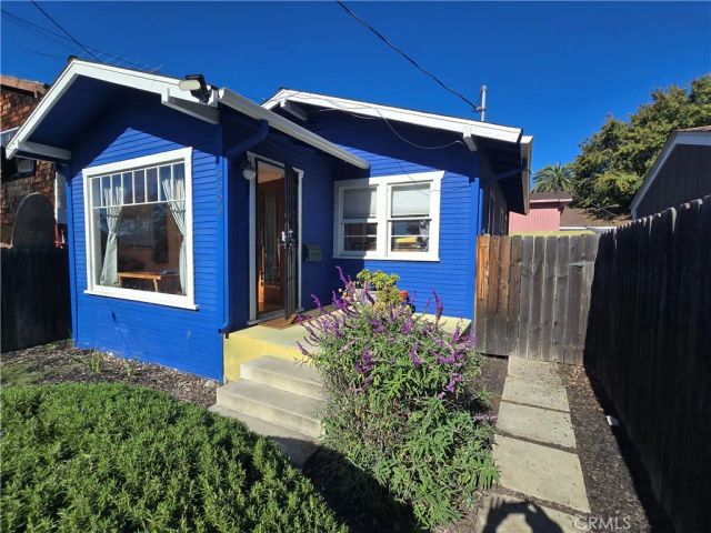 5509 Eaton, Los Angeles, CA 90042
