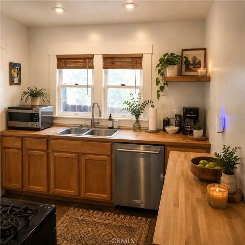5509 Eaton, Los Angeles, CA 90042