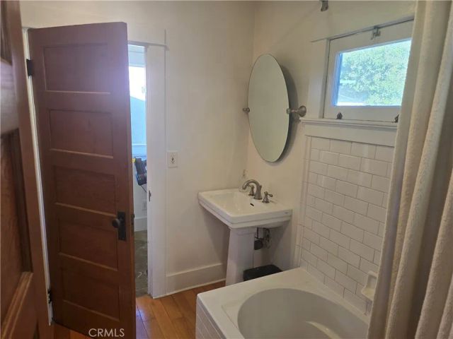 5509 Eaton, Los Angeles, CA 90042