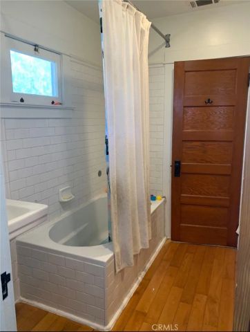 5509 Eaton, Los Angeles, CA 90042