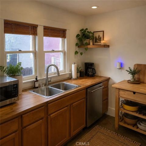 5509 Eaton, Los Angeles, CA 90042