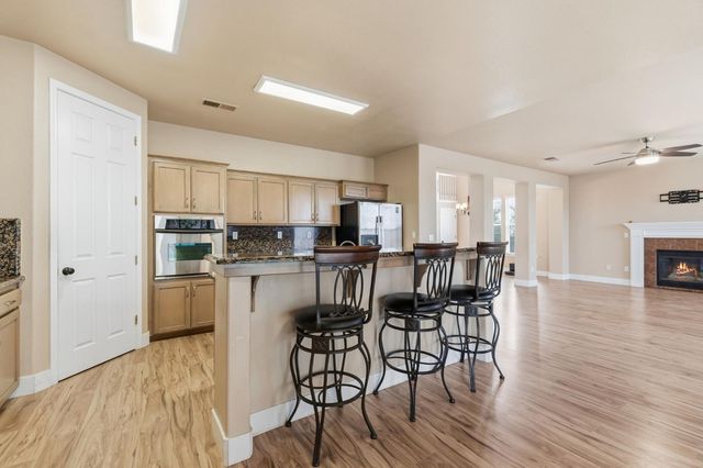 745 E Esraelian Ave, Fowler, CA 93625