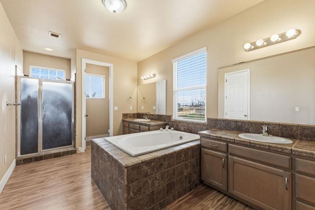 745 E Esraelian Ave, Fowler, CA 93625