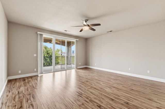 745 E Esraelian Ave, Fowler, CA 93625