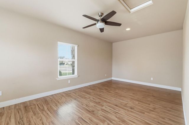 745 E Esraelian Ave, Fowler, CA 93625