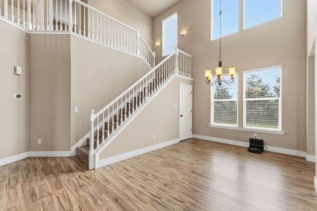 745 E Esraelian Ave, Fowler, CA 93625