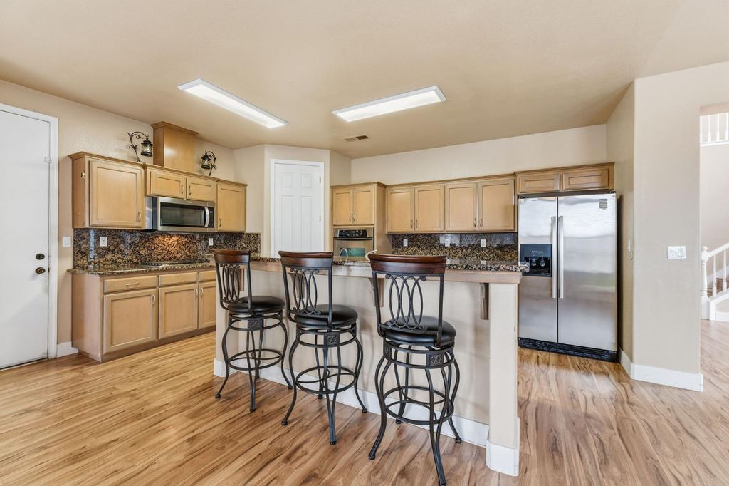 Image 20 of property listing at 745 E Esraelian Ave, Fowler, CA 93625