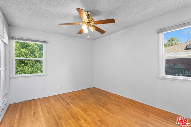 10309 Mcvine Avenue, Sunland, CA 91040