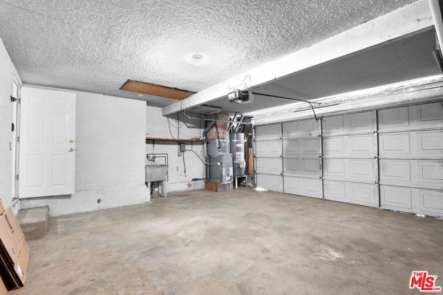 10309 Mcvine Avenue, Sunland, CA 91040