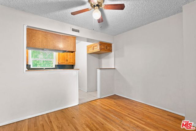 10309 Mcvine Avenue, Sunland, CA 91040