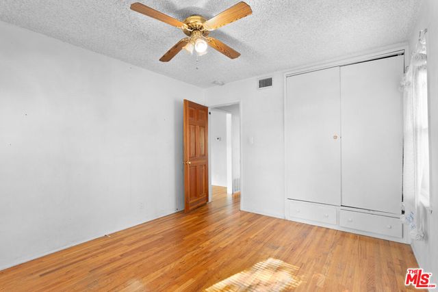 10309 Mcvine Avenue, Sunland, CA 91040