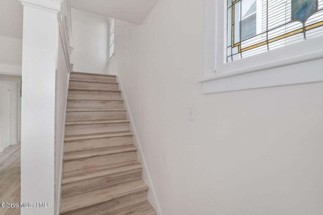 22 Fairlawn Avenue, Albany, NY 12203