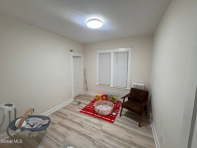 22 Fairlawn Avenue, Albany, NY 12203