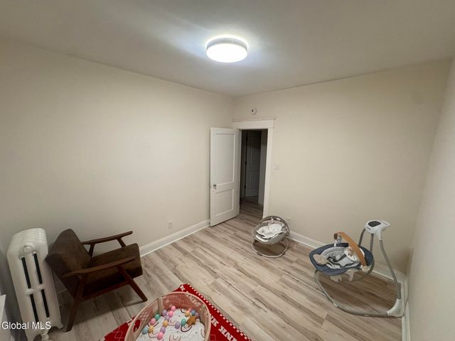 22 Fairlawn Avenue, Albany, NY 12203