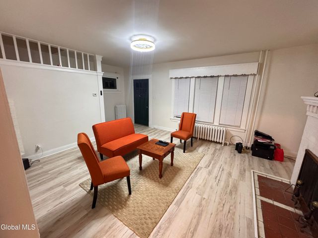 22 Fairlawn Avenue, Albany, NY 12203