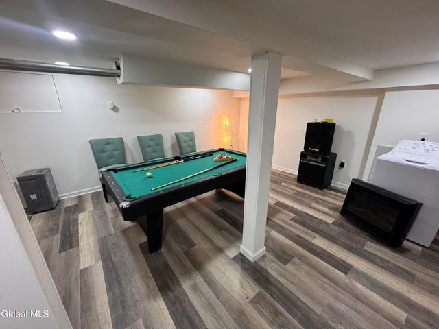 22 Fairlawn Avenue, Albany, NY 12203