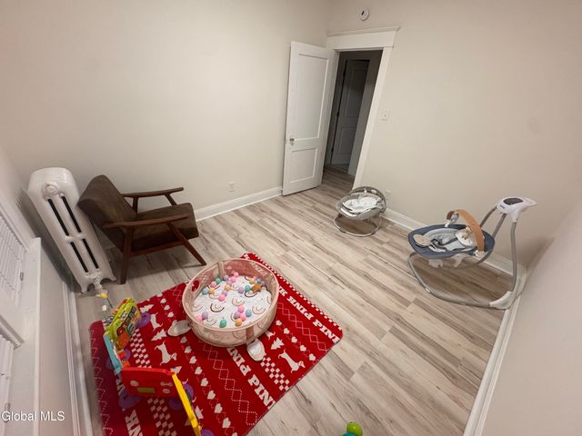 22 Fairlawn Avenue, Albany, NY 12203