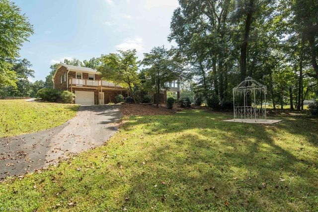 726 Walkertown Guthrie Road, Walkertown, NC 27101