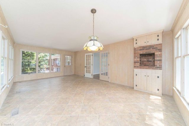 726 Walkertown Guthrie Road, Walkertown, NC 27101
