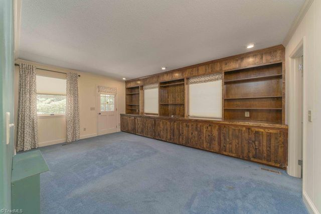 726 Walkertown Guthrie Road, Walkertown, NC 27101