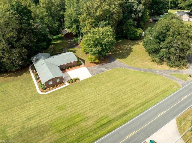726 Walkertown Guthrie Road, Walkertown, NC 27101