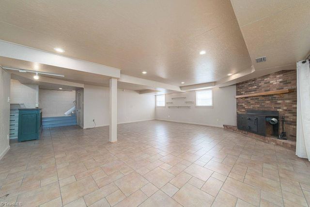 726 Walkertown Guthrie Road, Walkertown, NC 27101