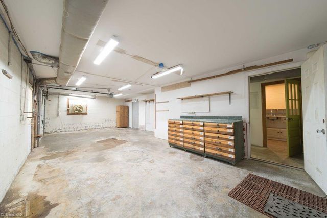 726 Walkertown Guthrie Road, Walkertown, NC 27101