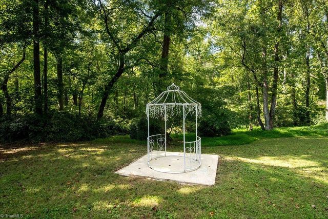 726 Walkertown Guthrie Road, Walkertown, NC 27101
