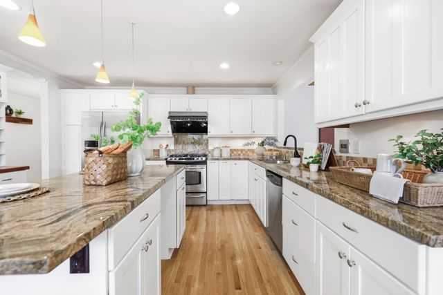 34427 Bacon Place, Fremont, CA 94555