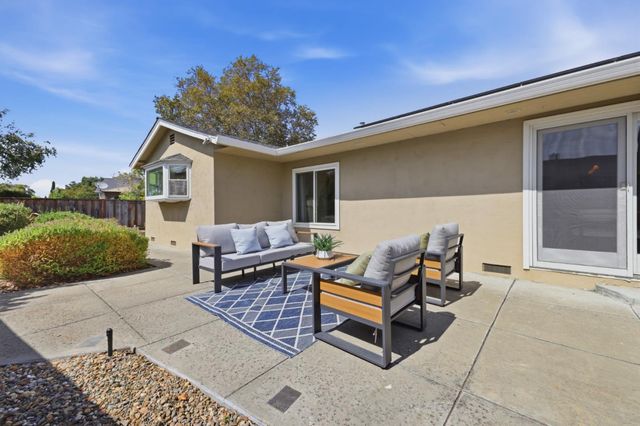 34427 Bacon Place, Fremont, CA 94555