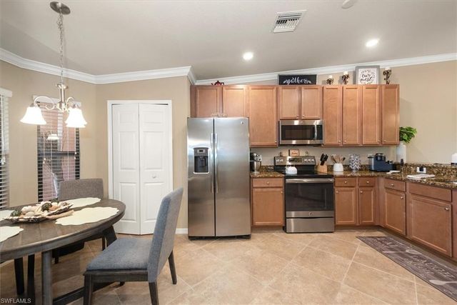 13750 Julias WAY 528, Fort Myers, FL 33919