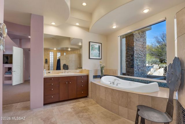 1893 Quiet Canyon Drive, Tucson, AZ 85718