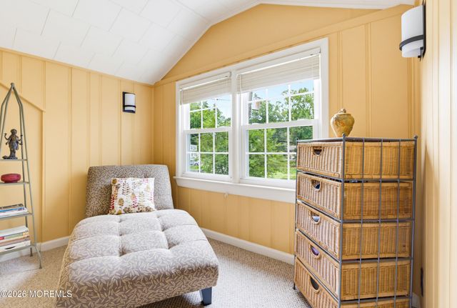 456 Brookside Avenue, Oakhurst, NJ 07755