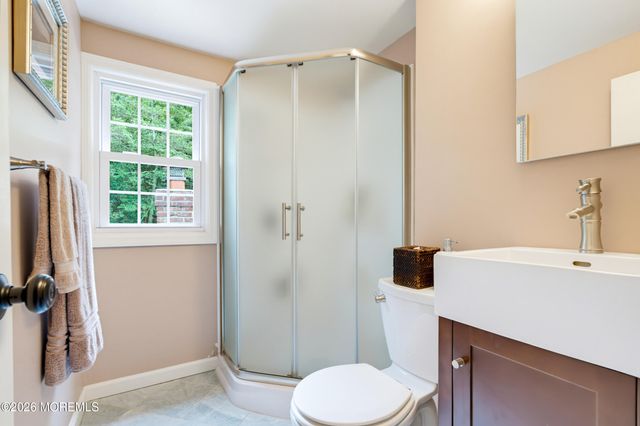 456 Brookside Avenue, Oakhurst, NJ 07755
