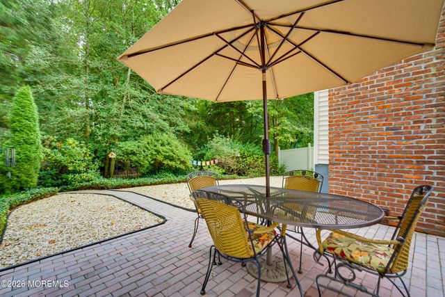 456 Brookside Avenue, Oakhurst, NJ 07755