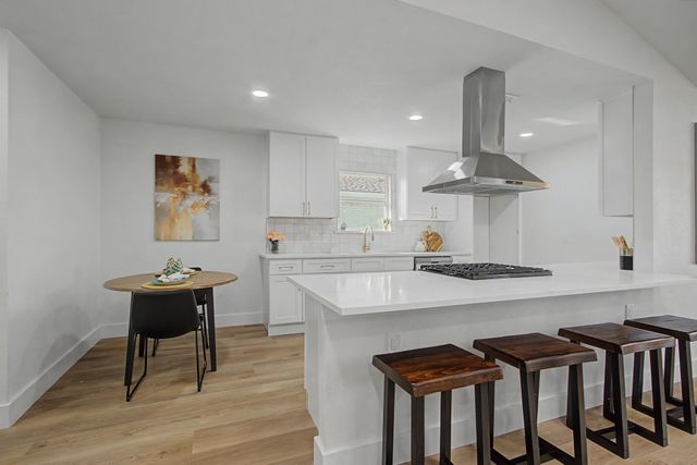 309 Woodcrest Drive, Richardson, TX 75080