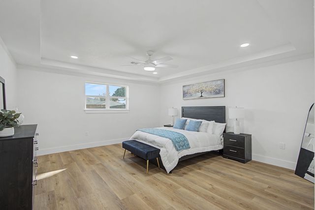 309 Woodcrest Drive, Richardson, TX 75080