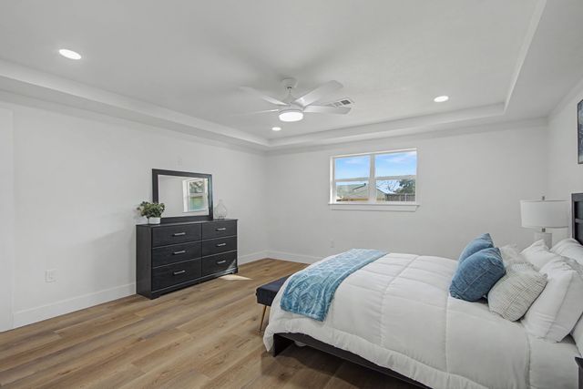 309 Woodcrest Drive, Richardson, TX 75080