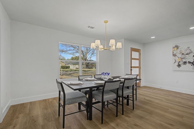 309 Woodcrest Drive, Richardson, TX 75080