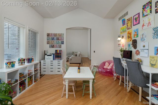 52041 Loon Court, Shelby Charter Township, MI 48315