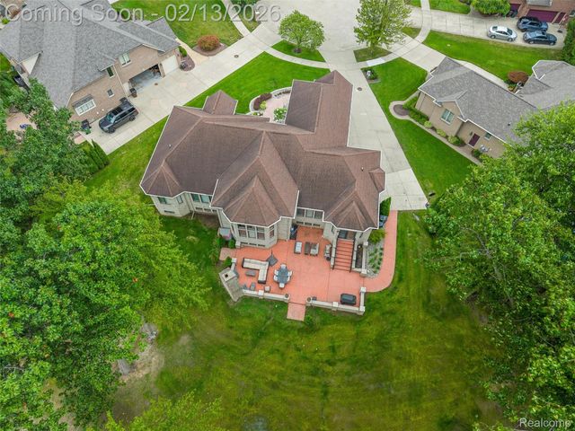 52041 Loon Court, Shelby Charter Township, MI 48315