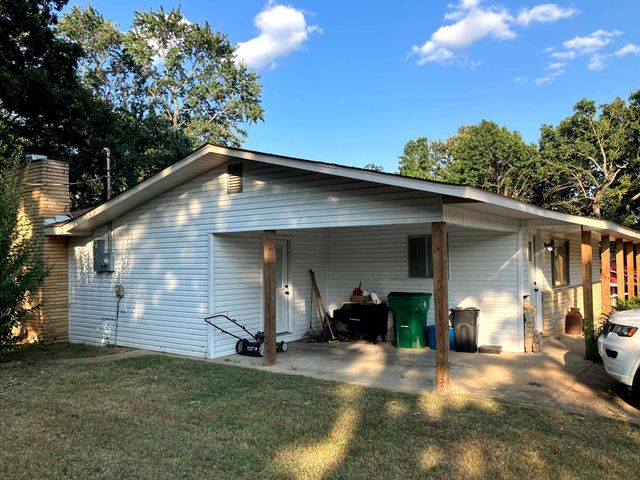 1416 W Cardinal Drive, Horseshoe Bend, AR 72512