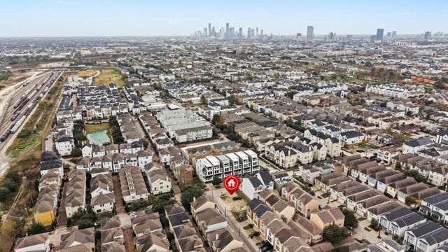 5807 Katy Street, Houston, TX 77007