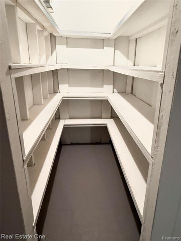 2233 Mellowood Drive, Sterling Heights, MI 48310