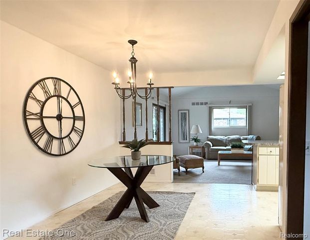 2233 Mellowood Drive, Sterling Heights, MI 48310