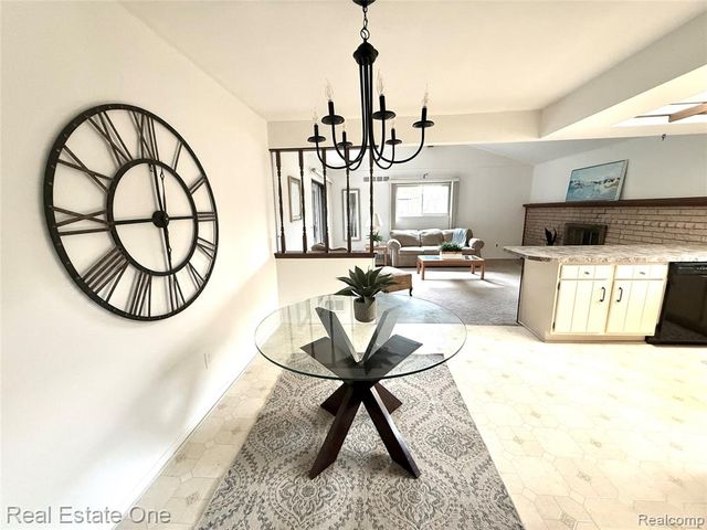 2233 Mellowood Drive, Sterling Heights, MI 48310