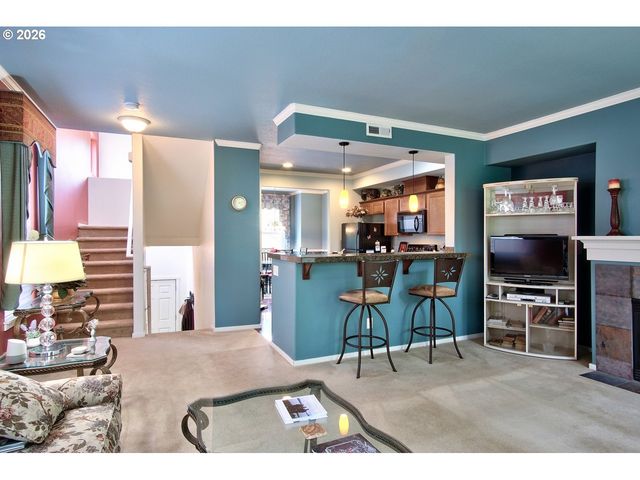 8638 Ne ADLINGTON St, Hillsboro, OR 97006