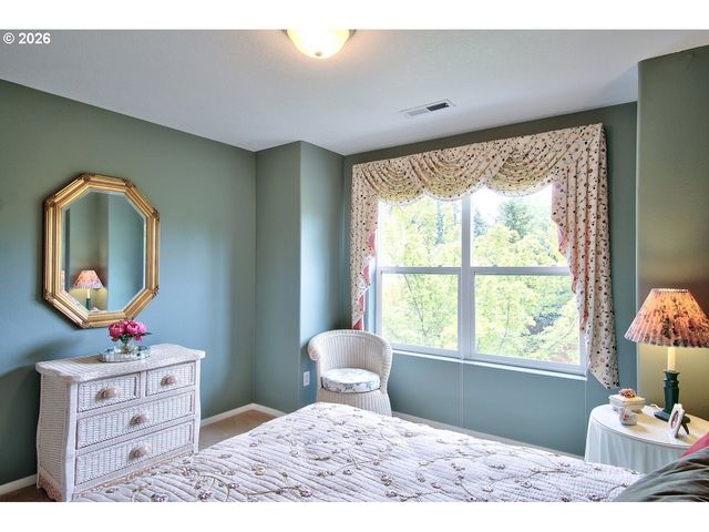 8638 Ne ADLINGTON St, Hillsboro, OR 97006