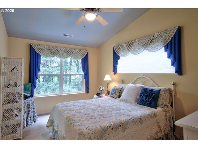 8638 Ne ADLINGTON St, Hillsboro, OR 97006